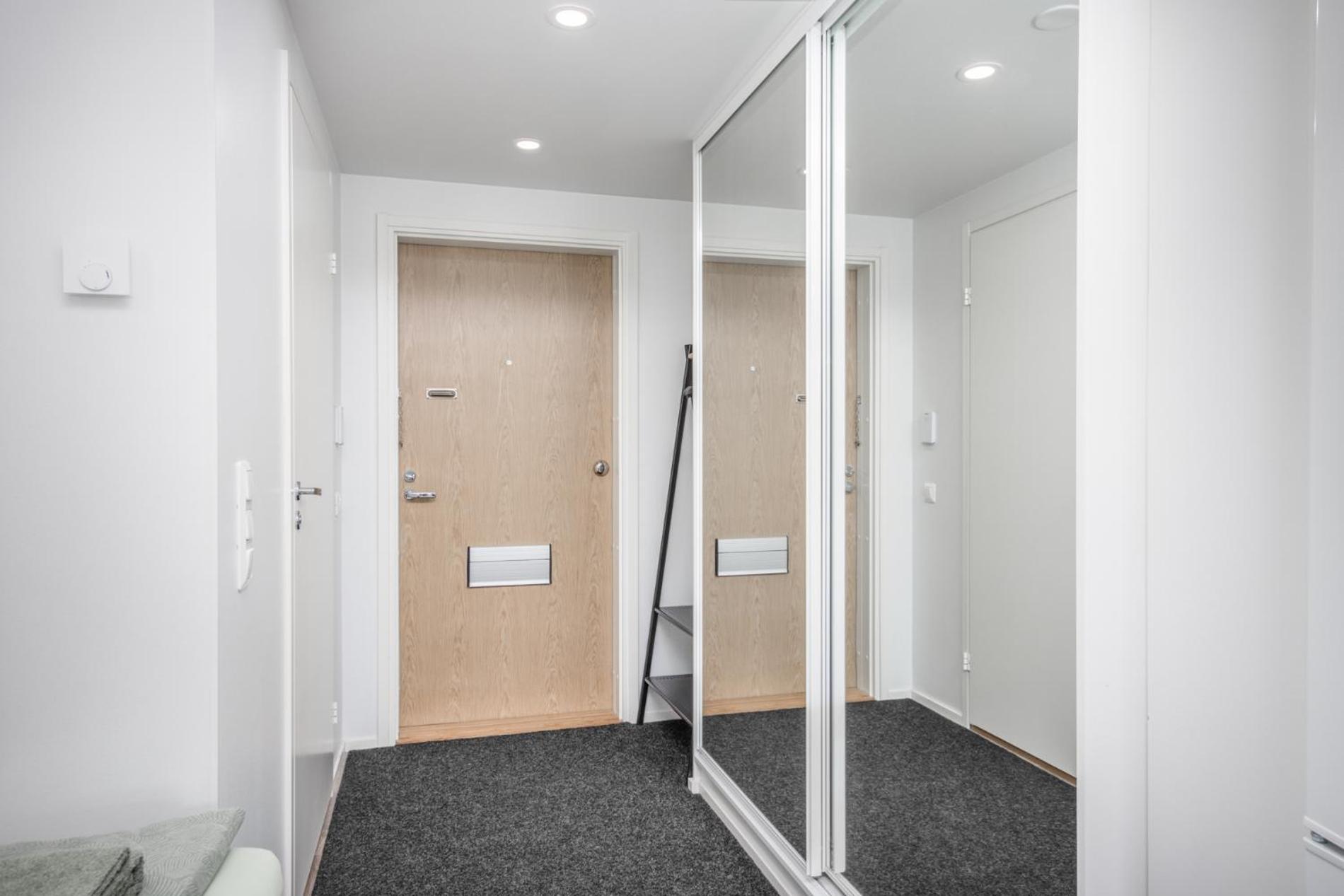 New Studio Apartment With Free Parking กัวปิโอ ภายนอก รูปภาพ